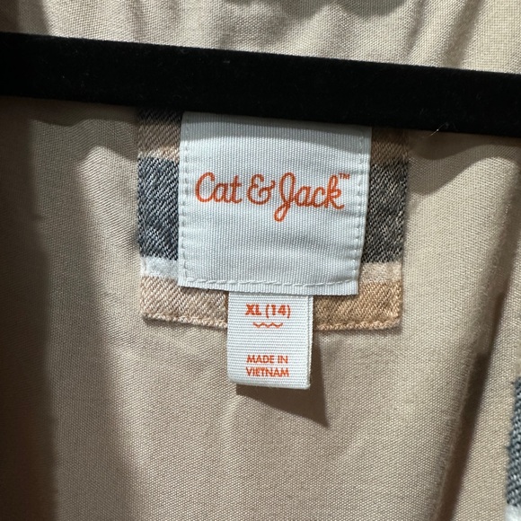 Plaid and Solid Tan Hooded Jackets - Picture 6 of 6